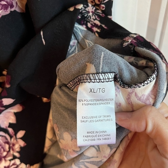 NWT Ardene Floral dress Black Sporty Swimsuit cover up - fits like a Medium - Picture 5 of 8